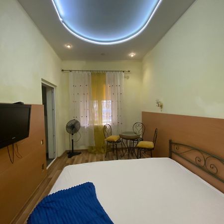 Aleksandr Apartment Odessa Eksteriør bilde